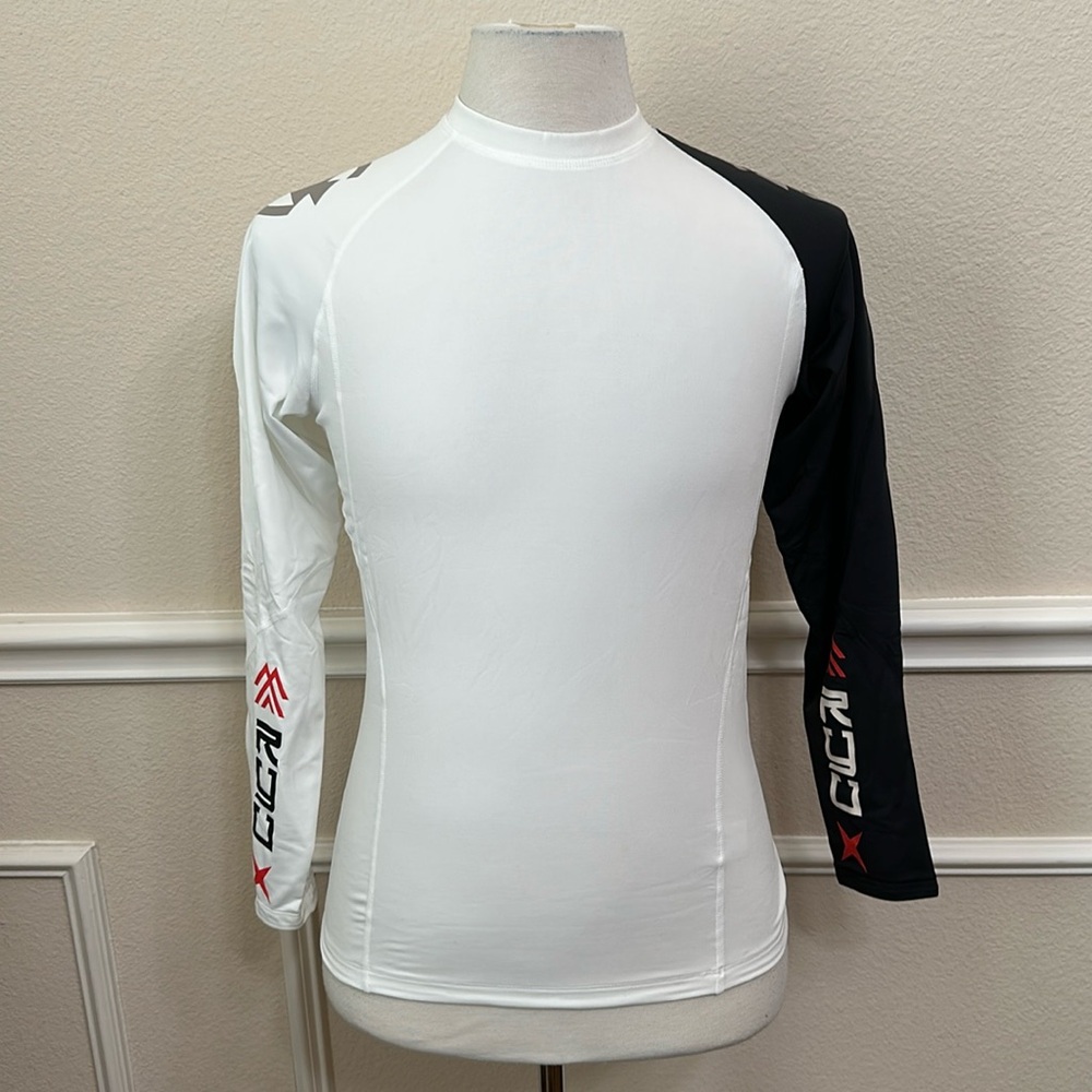 Respect Your Universe CYCLING TOP- white/black